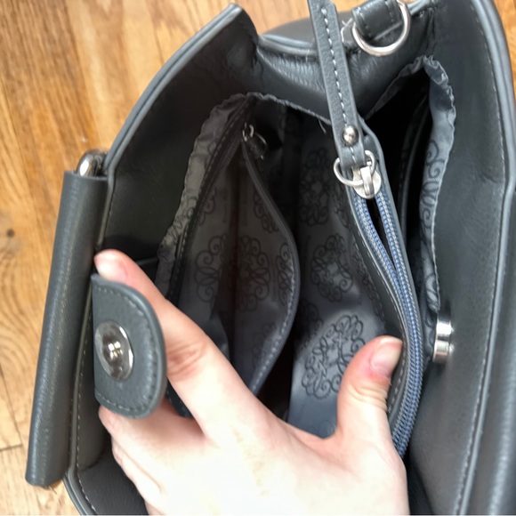 Gray Handbag with Silver Handles - Picture 5 of 6